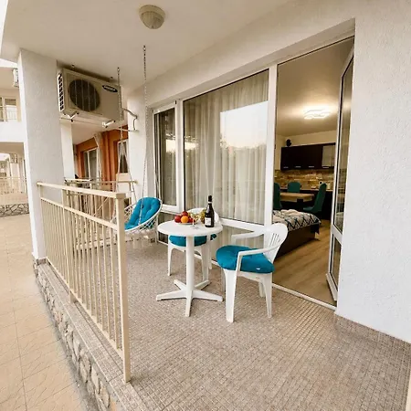 Imperial Cozy